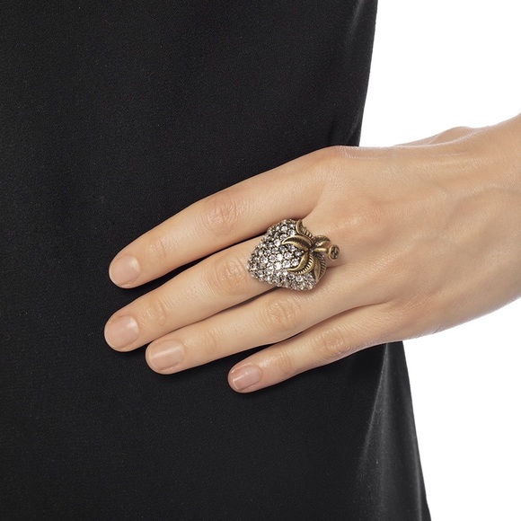 NWT 100% Authentic Gucci Strawberry Motif Ring with Red Crystal Size XS US 5.25 - Picture 3 of 8
